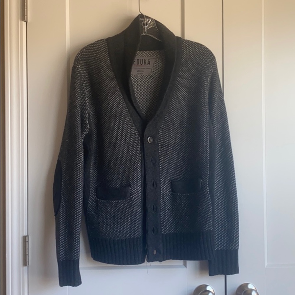 Seduka black and grey sweater